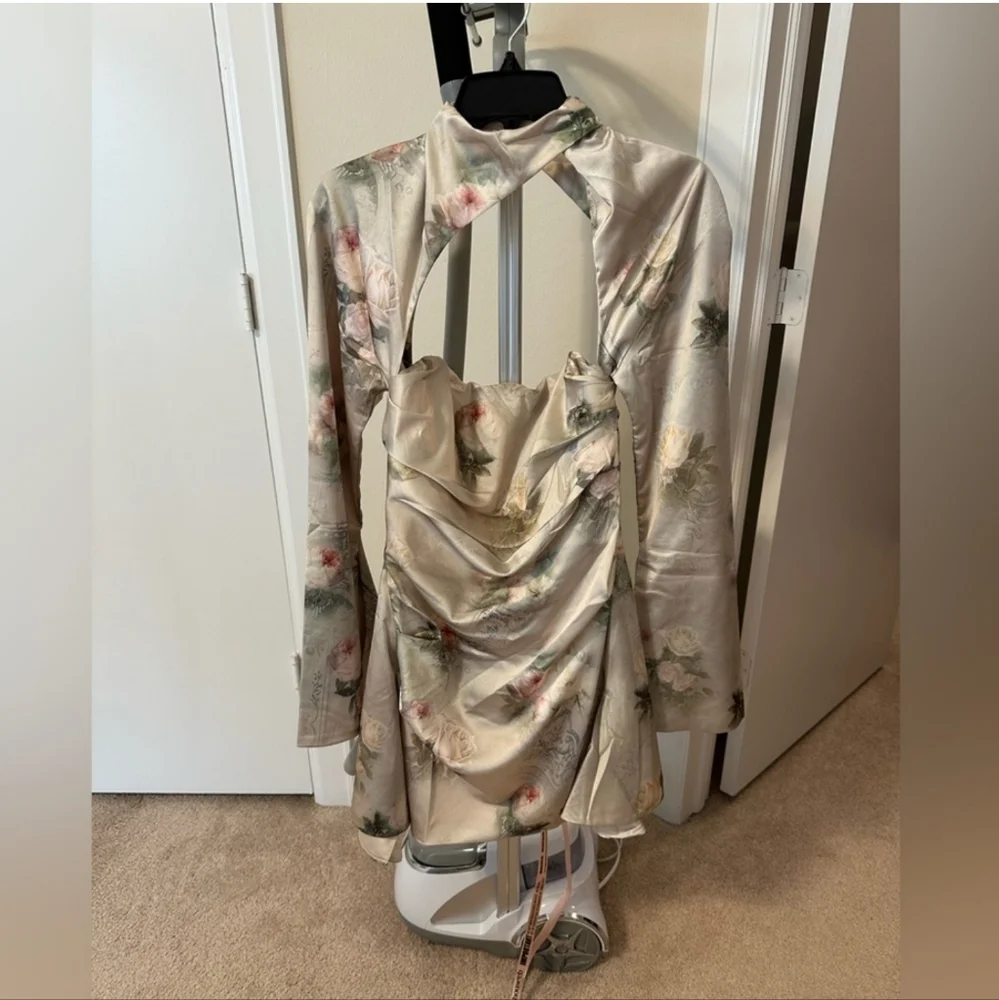 House Of CB 'Toira' Mini Dress In Vintage Cream - Picture 7 of 12